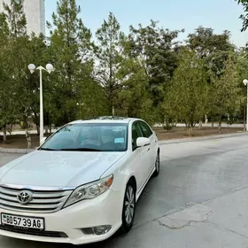 Toyota Avalon 2011