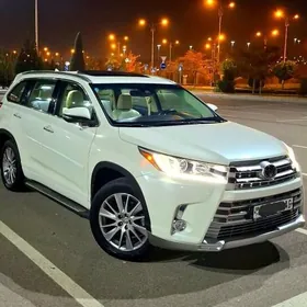 Toyota Highlander 2018