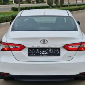 Toyota Camry 2020