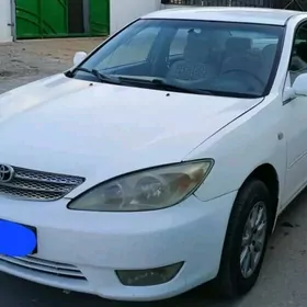 Toyota Camry 2004