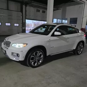 BMW X6 2013