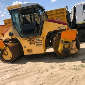 Caterpillar Dozer 2014