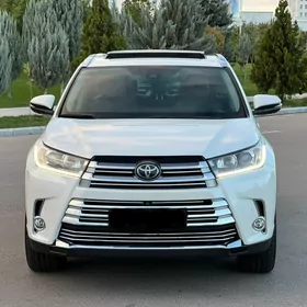 Toyota Highlander 2017