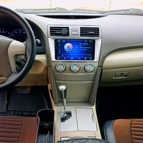 Toyota Camry 2011