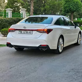 Toyota Avalon 2020