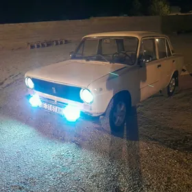 Lada 2104 1980