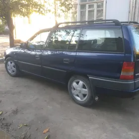 Opel Astra 1996