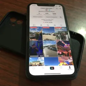 iPhone 11…. 128GB