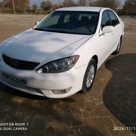 Toyota Camry 2004