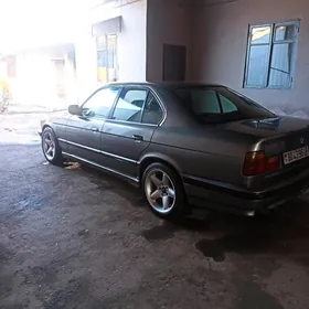 BMW 520 1989