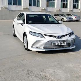 Toyota Camry 2018