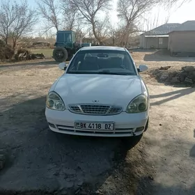 Daewoo Nubira 2001