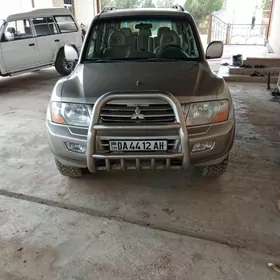 Mitsubishi Montero Sport 2003