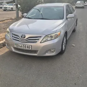 Toyota Camry 2011