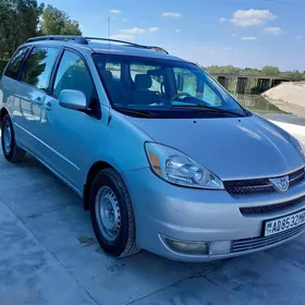 Toyota Sienna 2005