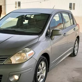 Nissan Versa 2010