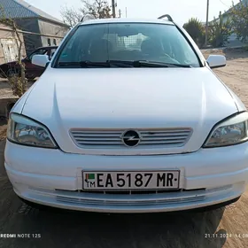 Opel Astra 2000