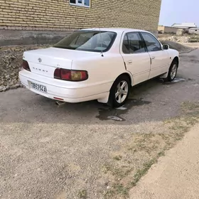 Toyota Camry 1993