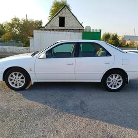 Toyota Camry 1998