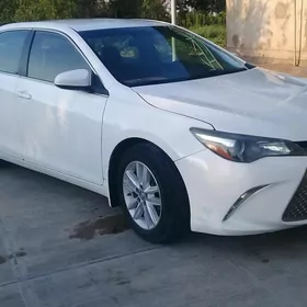 Toyota Camry 2015