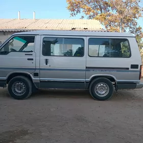 Toyota Hiace 1990