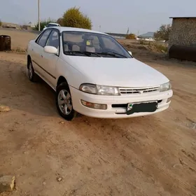 Toyota Carina 1995