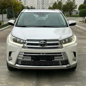 Toyota Highlander 2018