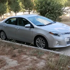 Toyota Corolla 2015