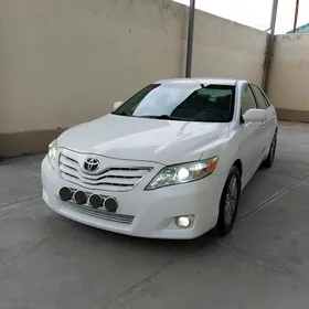 Toyota Camry 2010