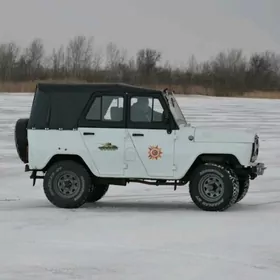 UAZ 469 1996