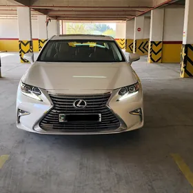 Lexus ES 350 2016