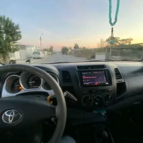 Toyota Hilux 2008