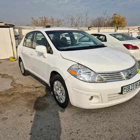 Nissan Versa 2010