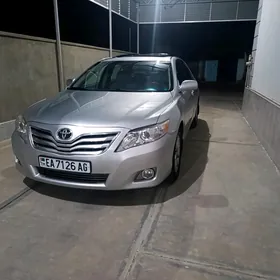 Toyota Camry 2010