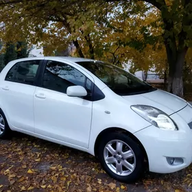 Toyota Yaris 2010