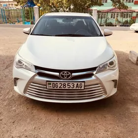 Toyota Camry 2017