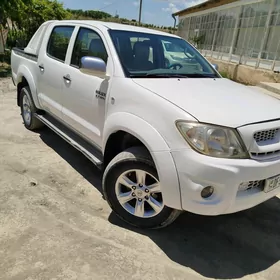 Toyota Hilux 2011