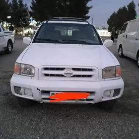 Nissan Pathfinder 2001