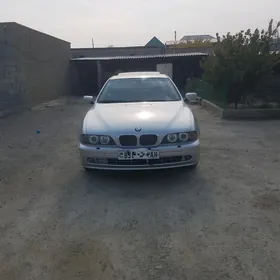 BMW E39 2001