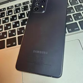 Samsung A52