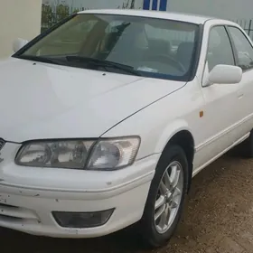 Toyota Camry 1998