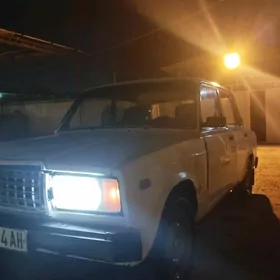 Lada 2107 2001