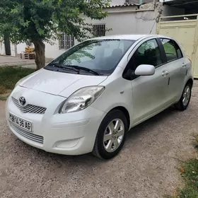 Toyota Yaris 2010