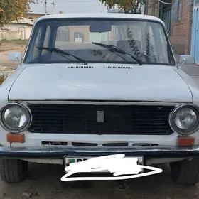 Lada 2104 1982