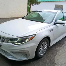 Kia Optima 2020