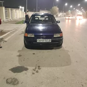 Opel Astra 1992