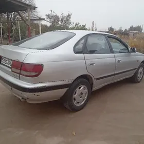 Toyota Carina 1994