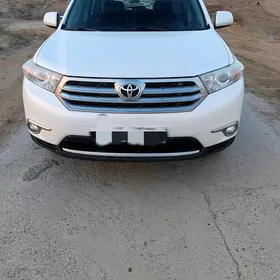 Toyota Highlander 2011