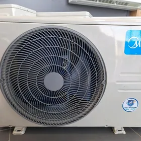 MIDEA KONDISIONER