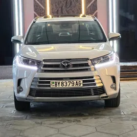 Toyota Highlander 2018